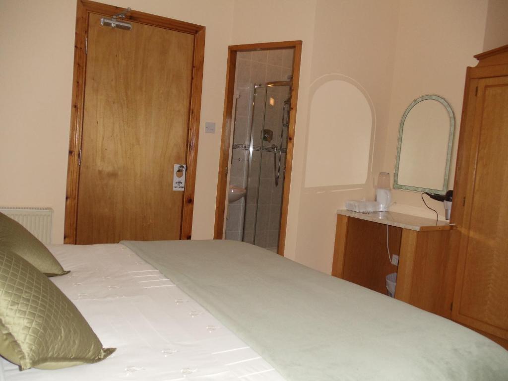 Bunratty Arms B&B Szoba fotó